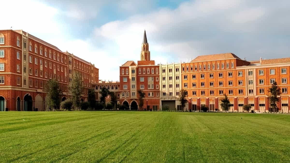 USC Accepts 10.4% of Students to the Class of 2029