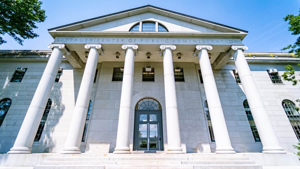 Top Colleges Which Superscore the SAT & ACT — With Tips for Your Own Score Reporting Strategy