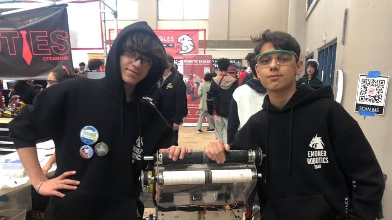 A Comprehensive List of High School Clubs Students Can Join or Consider Starting