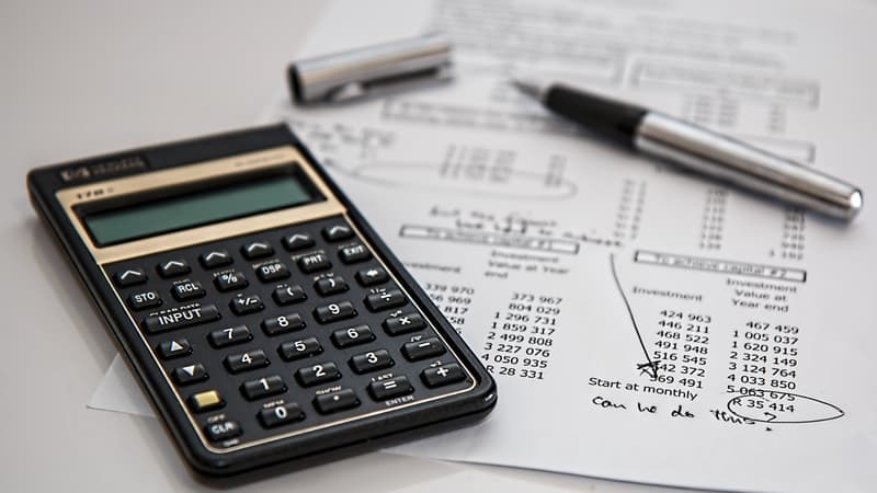 Is an Accounting Degree Worth It? Weighing the Pros and Cons
